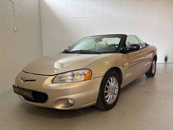 Chrysler Sebring 7 of 19