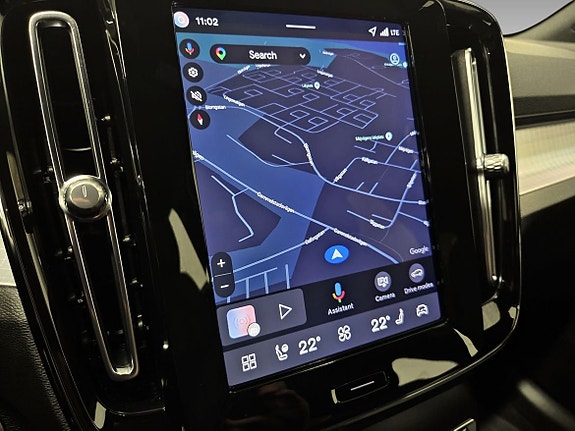 Volvo XC40 9 of 15