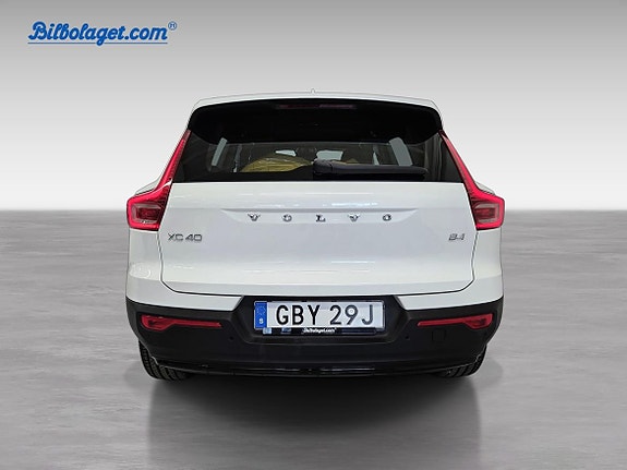 Volvo XC40 5 of 5