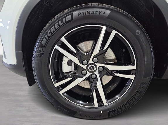 Volvo XC40 15 of 15