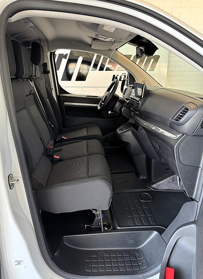 Opel Vivaro-e 6 of 10