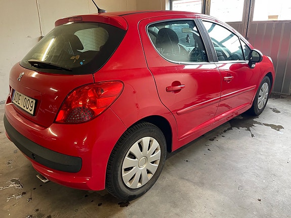 Peugeot 207 6 of 14