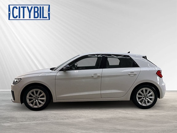 Audi A1 2 of 5