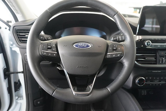 Ford Kuga 9 of 9