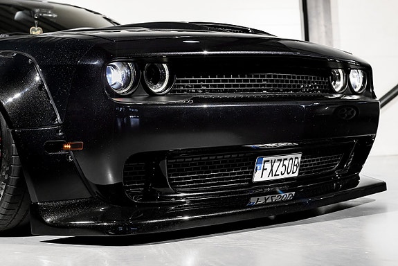Dodge Challenger 8 of 30