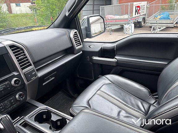 Ford F-150 17 of 30