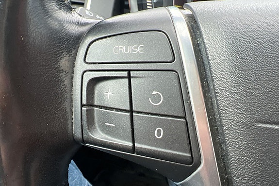 Volvo XC60 23 of 30