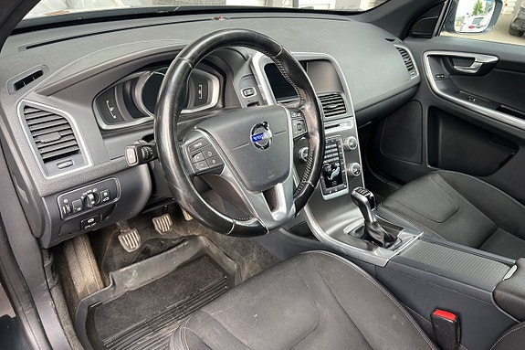 Volvo XC60 30 of 30