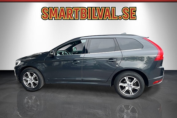 Volvo XC60 8 of 30
