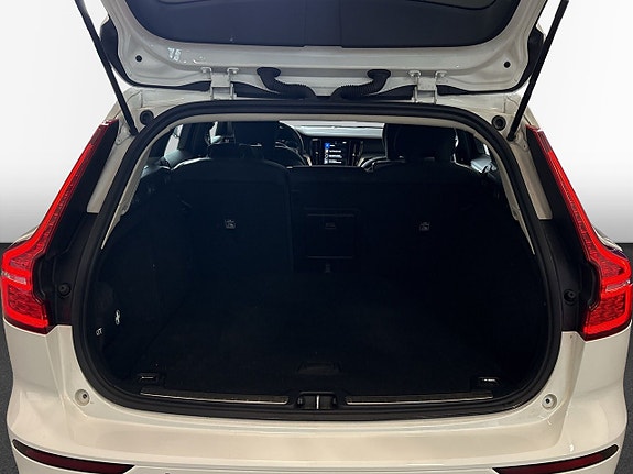 Volvo V60 11 of 13