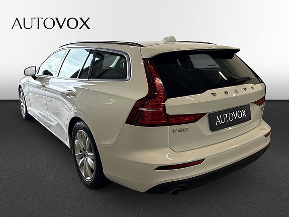 Volvo V60 3 of 13