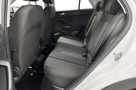 Volkswagen T-Roc 12 of 20
