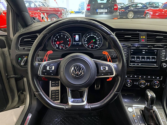 Volkswagen Golf I 11 of 15