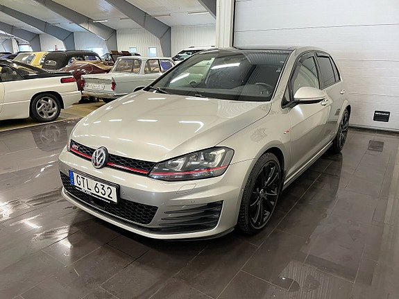 Volkswagen Golf I 7 of 15