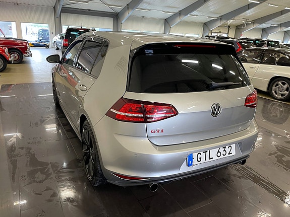 Volkswagen Golf I 6 of 15