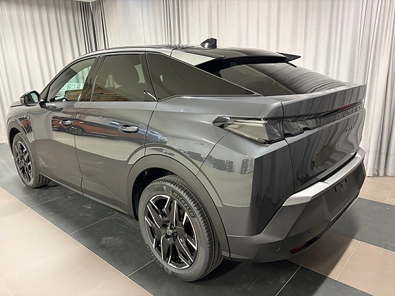 Peugeot 3008 3 of 5