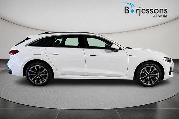 Audi A5 2 of 5