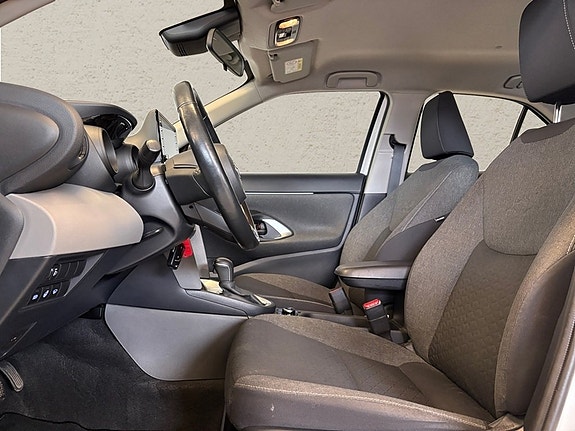 Toyota Yaris Cross 4 of 5