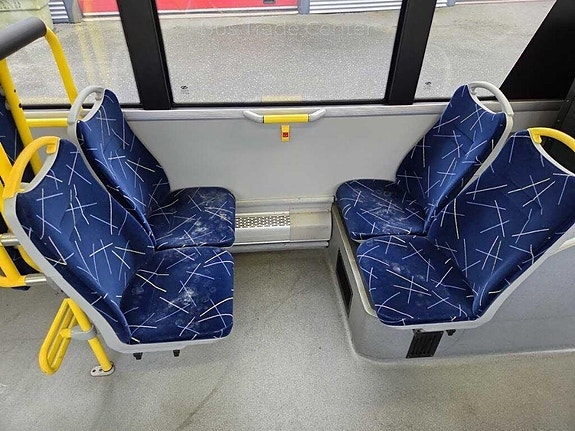 Solaris URBINO 12 LE CNG // 3 pcs 7 of 11