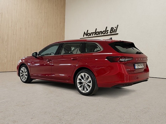 Skoda Superb 8 of 8