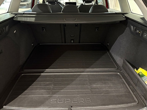 Skoda Superb 7 of 8