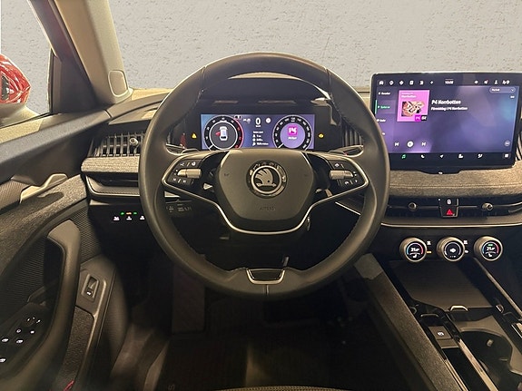 Skoda Superb 3 of 5
