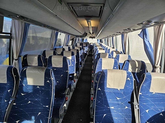 Volvo 9700H NL B11R 5 of 11