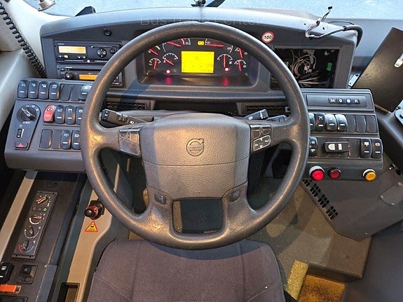 Volvo 8909 B9RLE 10 of 11