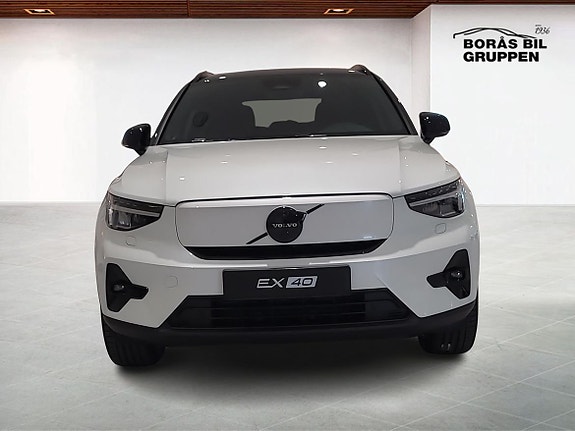 Volvo EX40 8 of 20