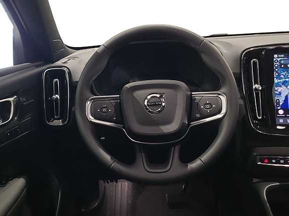 Volvo EX40 10 of 20