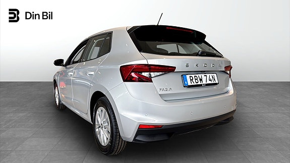 Skoda Fabia 3 of 5
