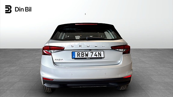 Skoda Fabia 5 of 5