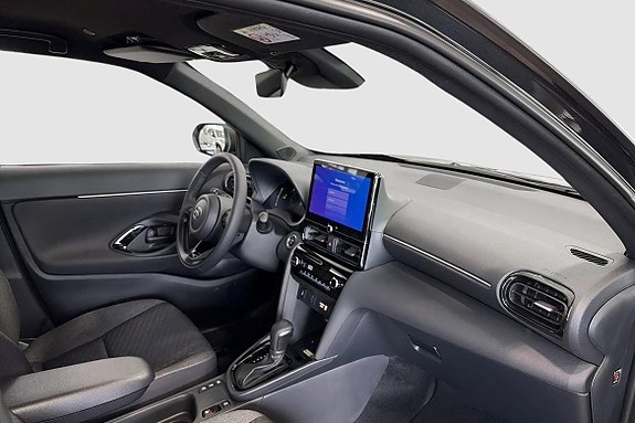 Toyota Yaris Cross 8 of 11