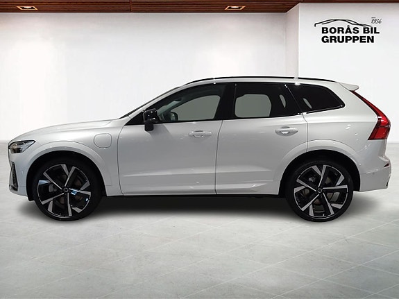 Volvo XC60 3 of 18