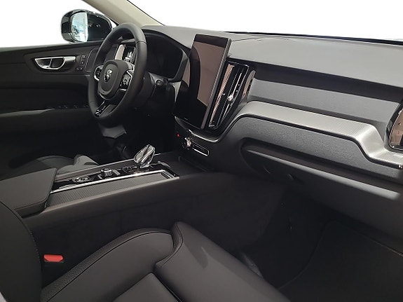 Volvo XC60 4 of 18
