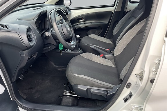 Toyota Aygo X 13 of 22