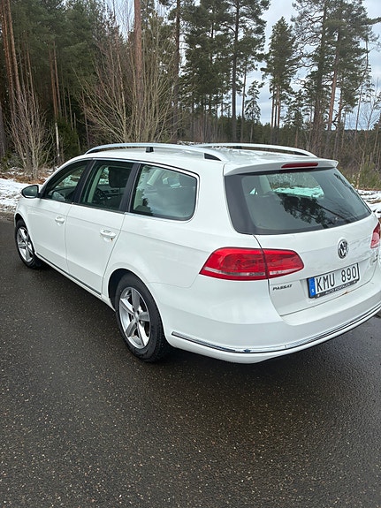 Volkswagen Passat 3 of 5