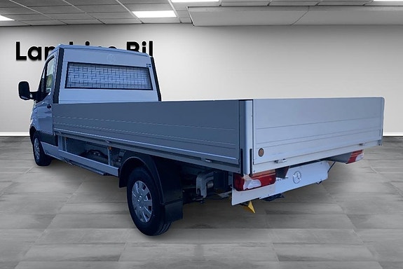Mercedes-Benz eSprinter 420 3 of 11