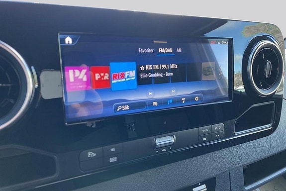Mercedes-Benz eSprinter 420 10 of 11