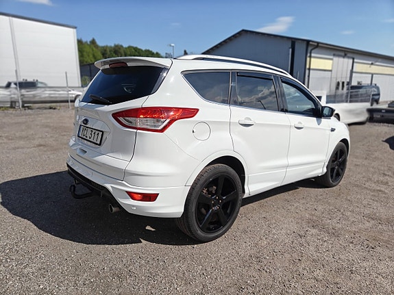 Ford Kuga 5 of 5