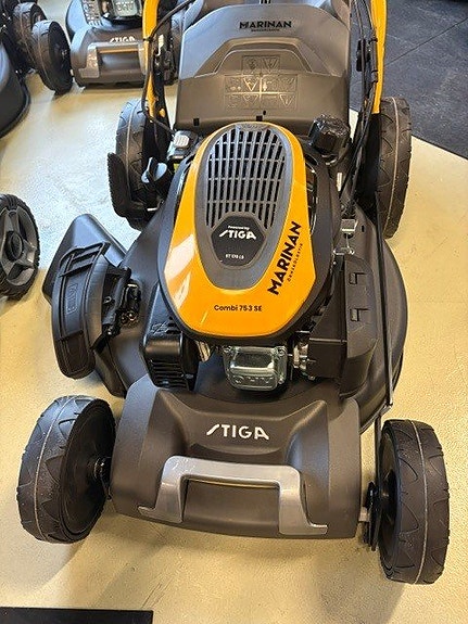STIGA Bensindriven gräsklippare Combi 753 SE