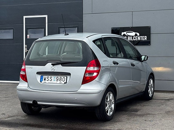 Mercedes-Benz A170 4 of 14