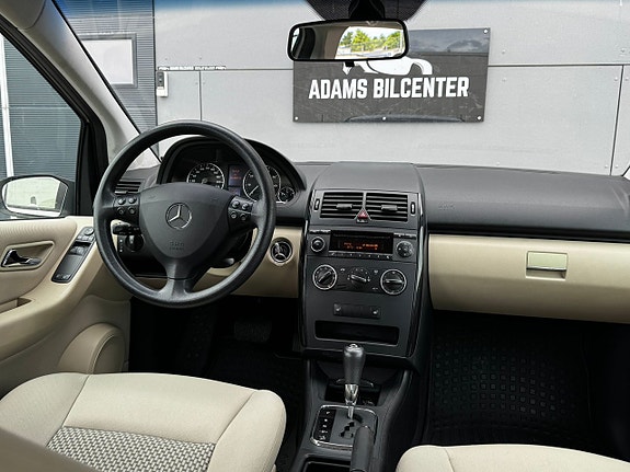 Mercedes-Benz A170 9 of 14