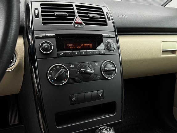 Mercedes-Benz A170 12 of 14