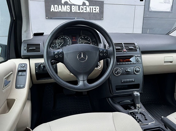 Mercedes-Benz A170 10 of 14