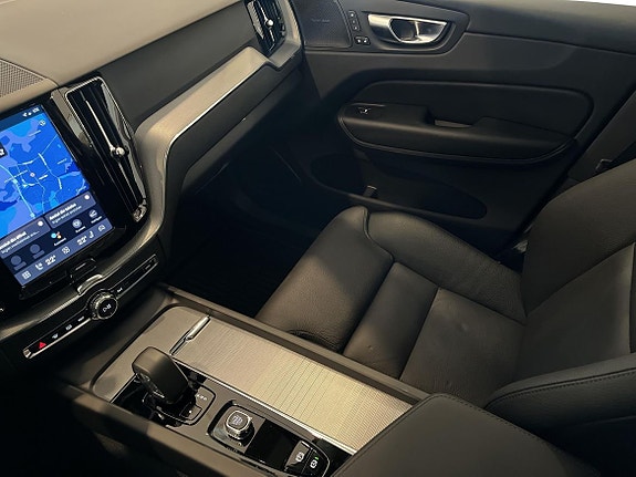 Volvo XC60 26 of 28