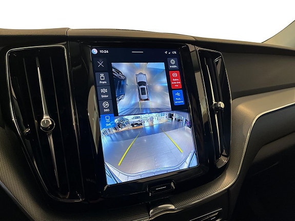 Volvo XC60 24 of 28