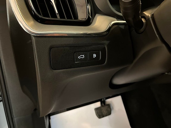 Volvo XC60 19 of 28