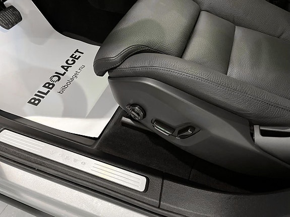 Volvo XC60 18 of 28