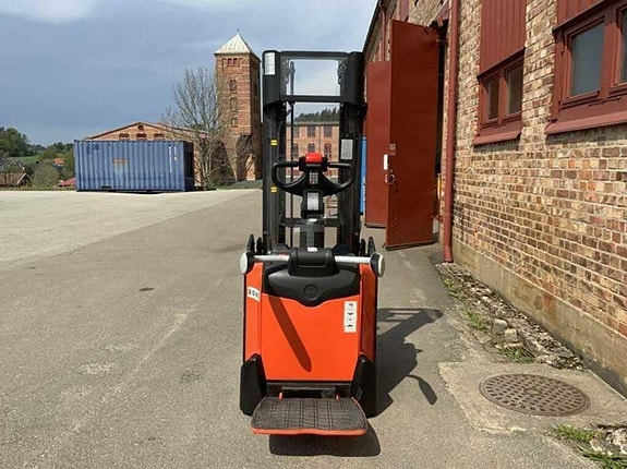 BT SPE 120 L 5 of 5